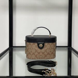 Coach Coach Women's Handbag Kay Series Box Bag